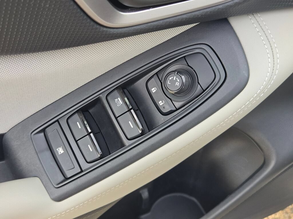 Used 2021 Subaru Forester AWD/4WD image 19