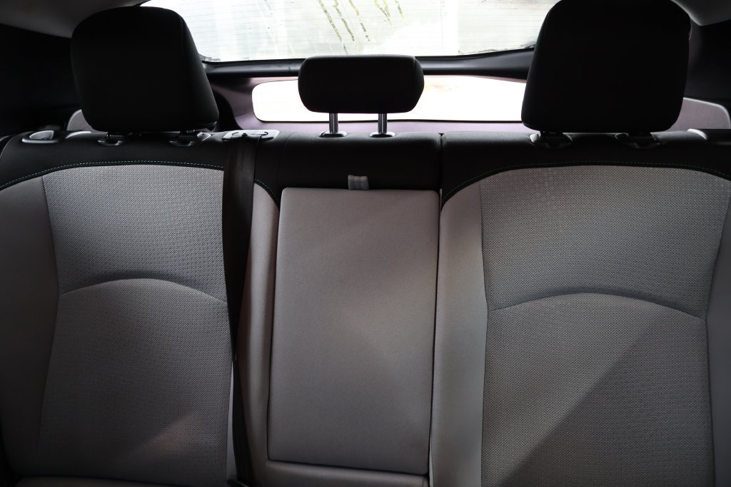 Certified 2020 Toyota Prius LE AWD/4WD image 46