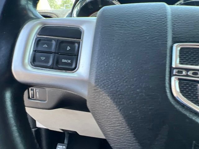 Used 2015 Dodge Grand Caravan SXT w/ Rear Park Assist Package FWD image 14