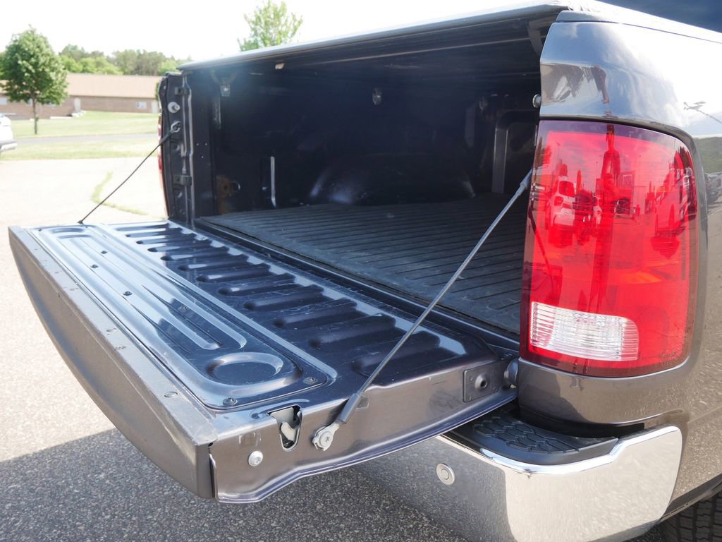 Used 2017 RAM 1500 Big Horn AWD/4WD image 11