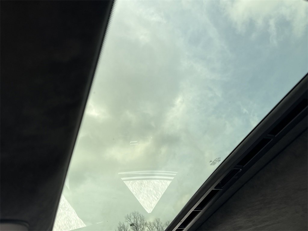 Used 2016 Porsche Panamera GTS image 26