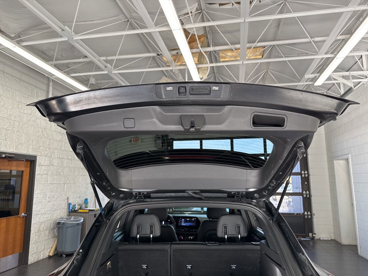 Used 2025 Chevrolet TrailBlazer RS w/ Driver Confidence Package image 10