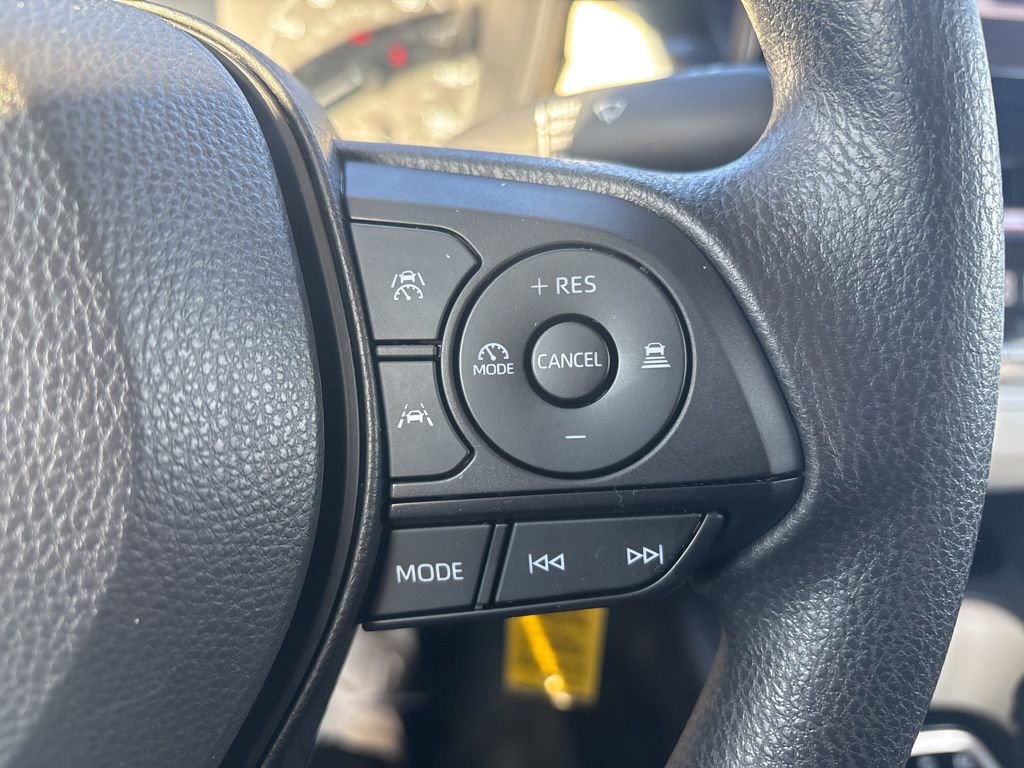 Used 2024 Toyota Corolla LE image 20
