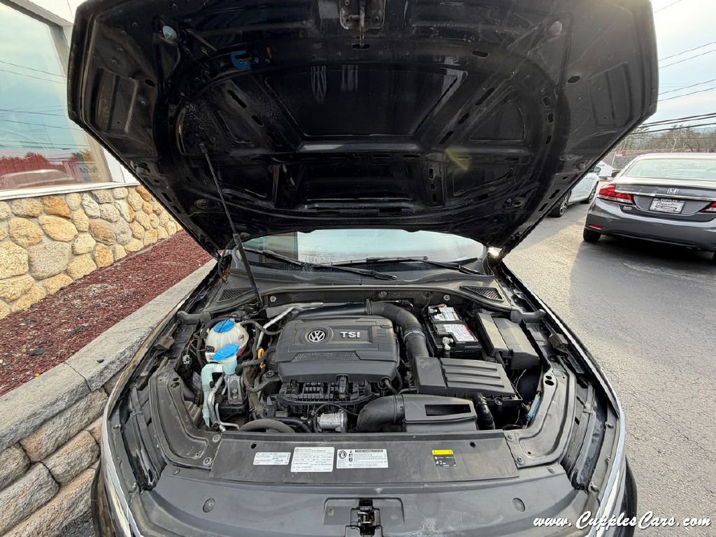 Used 2017 Volkswagen Passat 1.8T SEL Premium FWD image 14