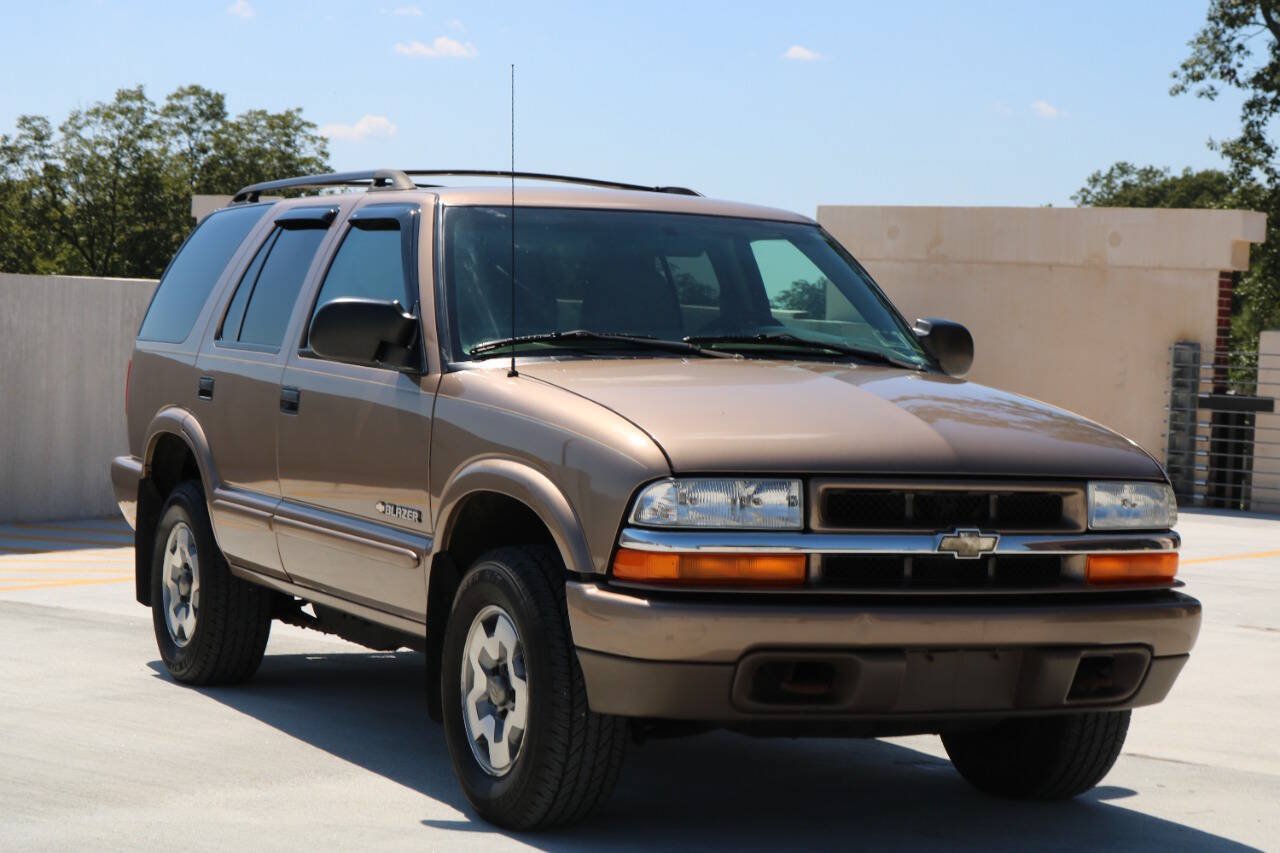 Used 2004 Chevrolet Blazer LS w/ Preferred Equipment Group AWD/4WD image 3