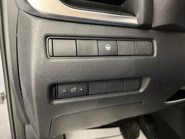 Used 2022 Nissan Rogue SV FWD image 31