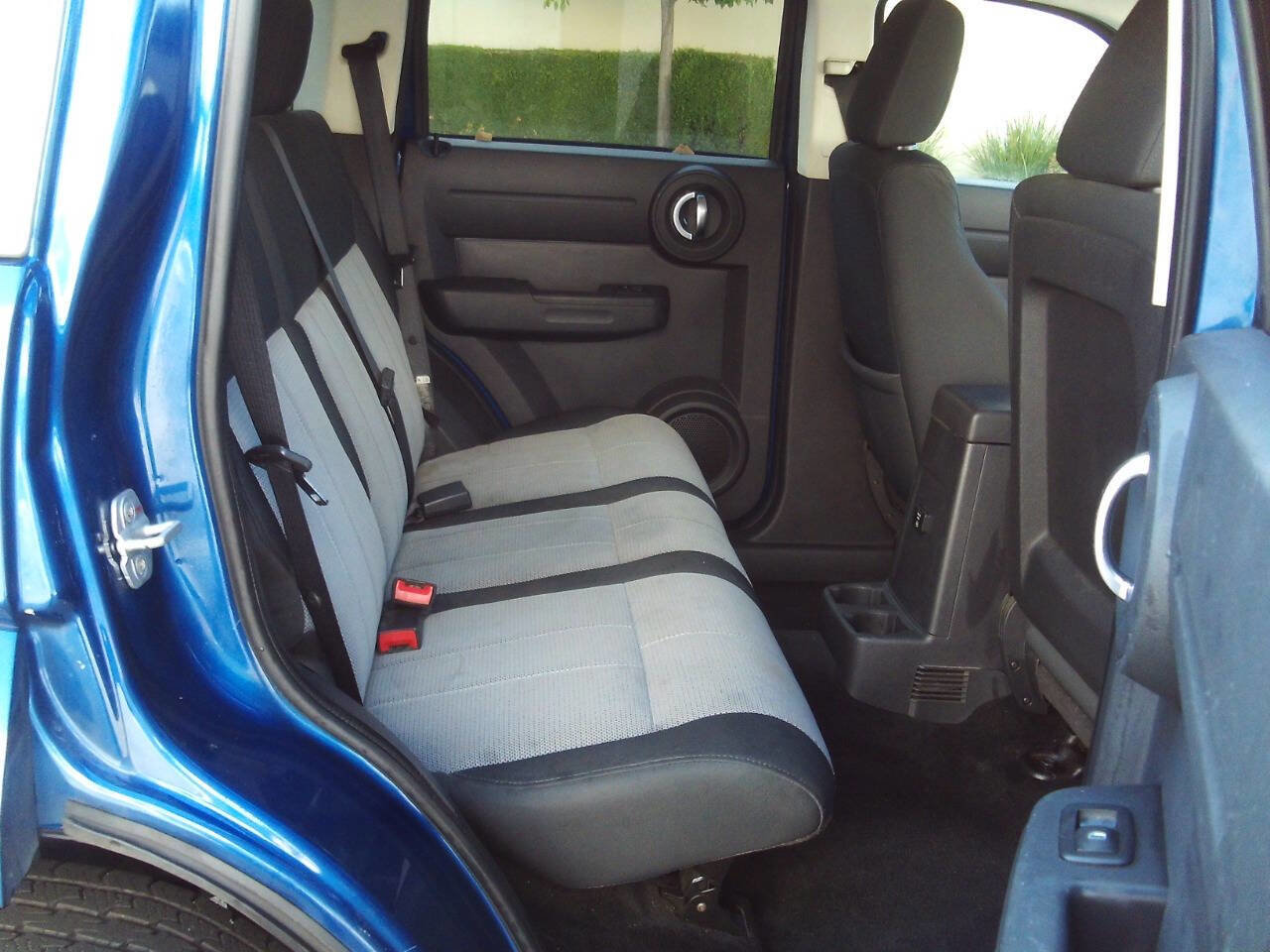 Used 2009 Dodge Nitro SE image 22