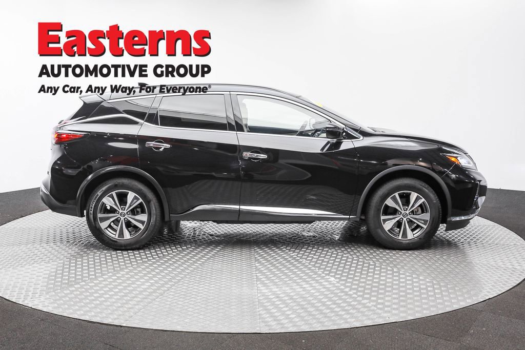 Used 2023 Nissan Murano SV image 4