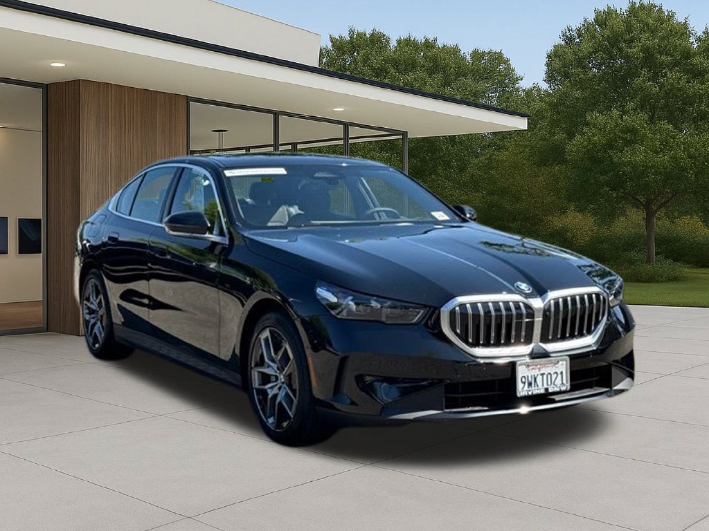 Used 2026 BMW 530i w/ Premium Package RWD image 6