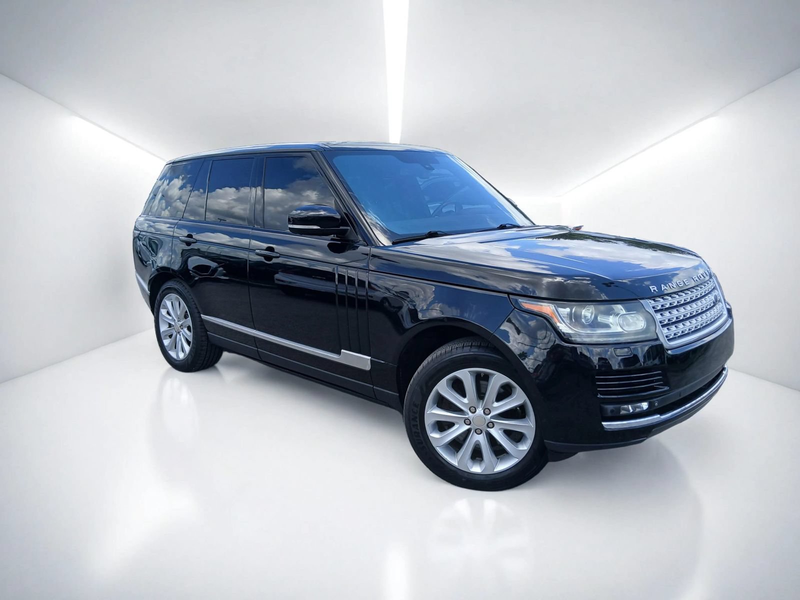 Used 2014 Land Rover Range Rover HSE AWD/4WD image 1