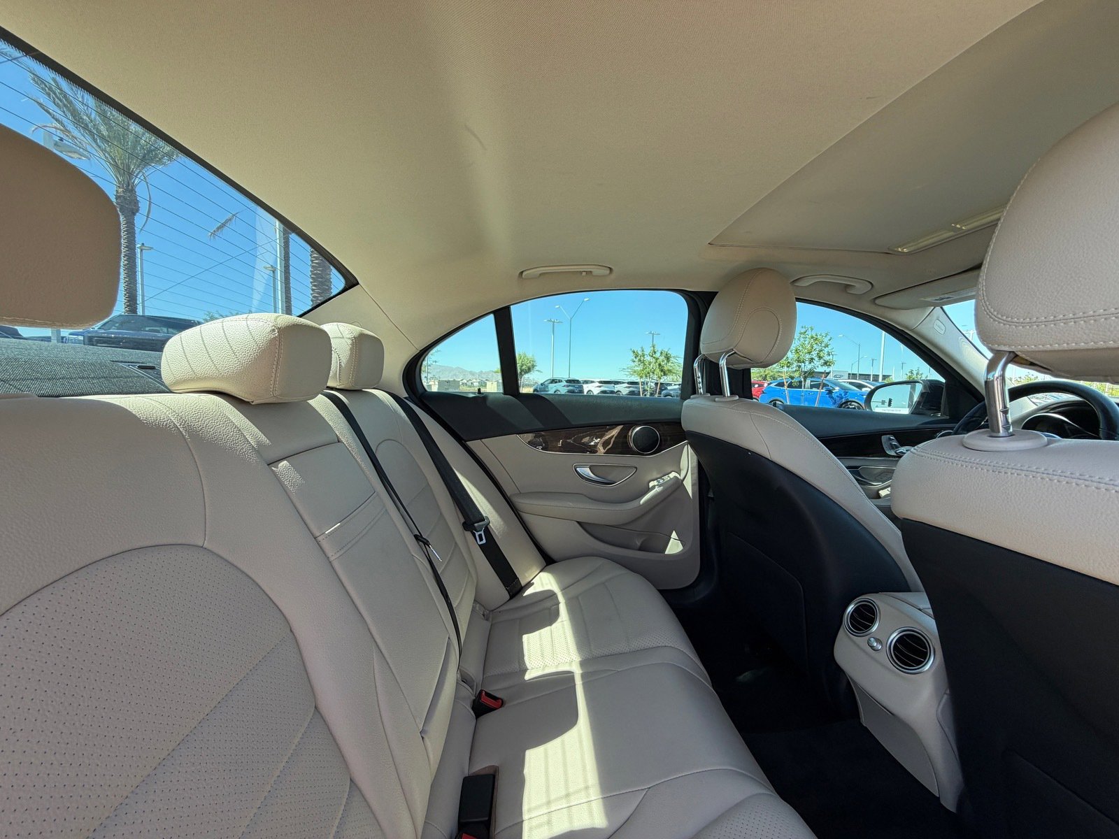 Used 2019 Mercedes-Benz C 300 Sedan image 10