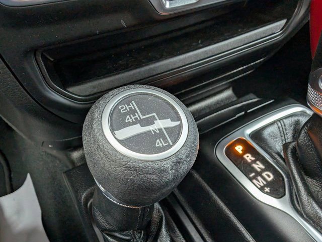 Used 2022 Jeep Wrangler Unlimited Sport S image 25