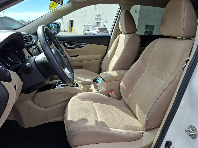 Used 2018 Nissan Rogue SV w/ Premium Package AWD/4WD image 13