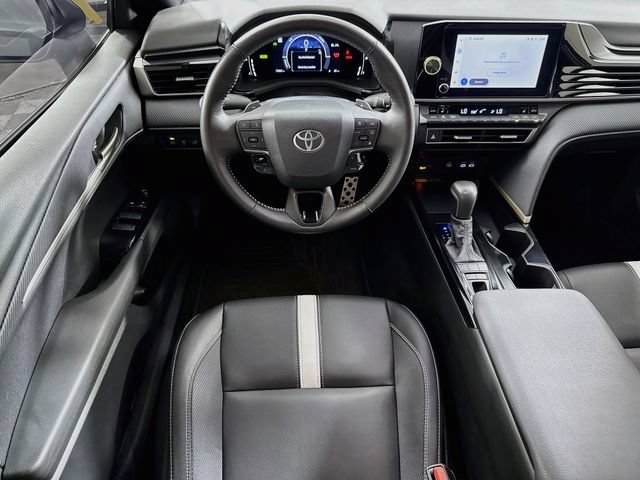 Used 2025 Toyota Camry SE w/ Convenience Package AWD/4WD image 28