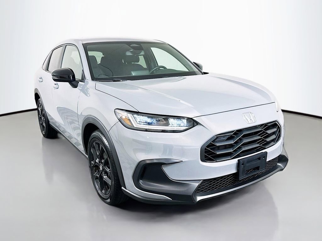 Used 2025 Honda HR-V Sport image 3