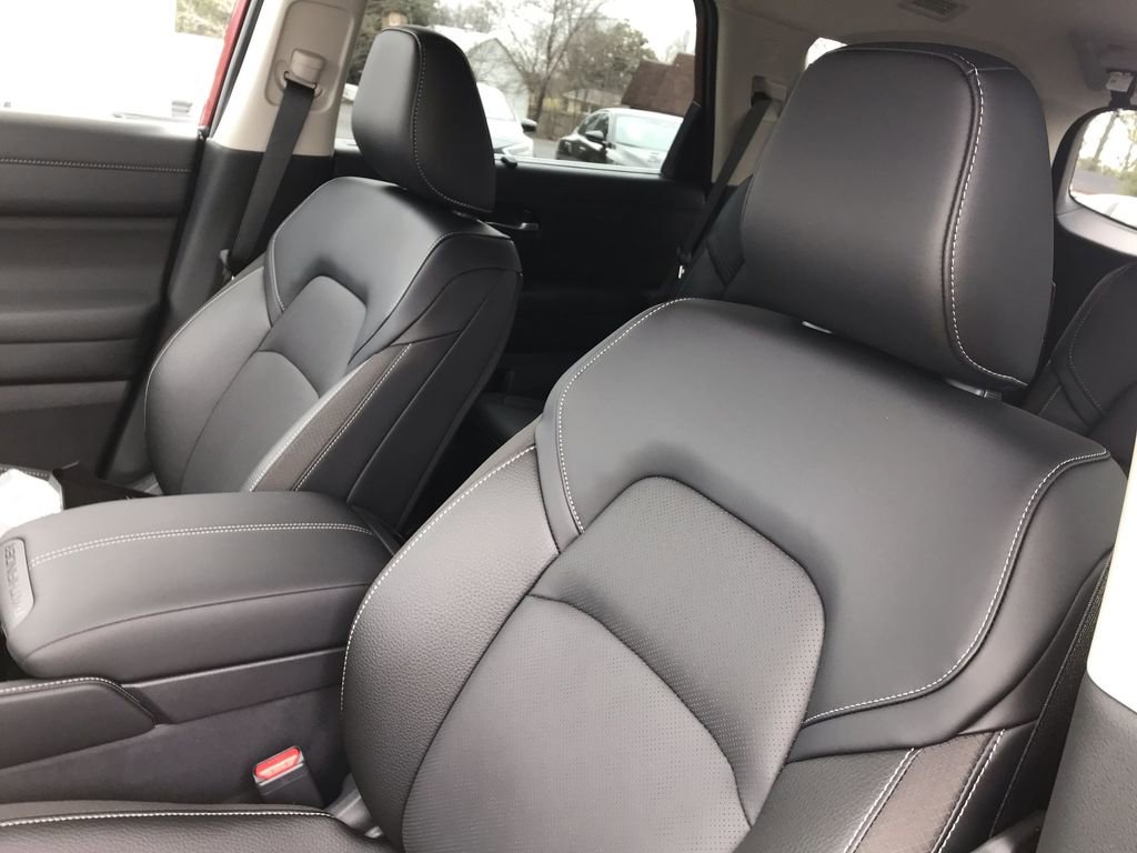 New 2026 Nissan Pathfinder SL image 11