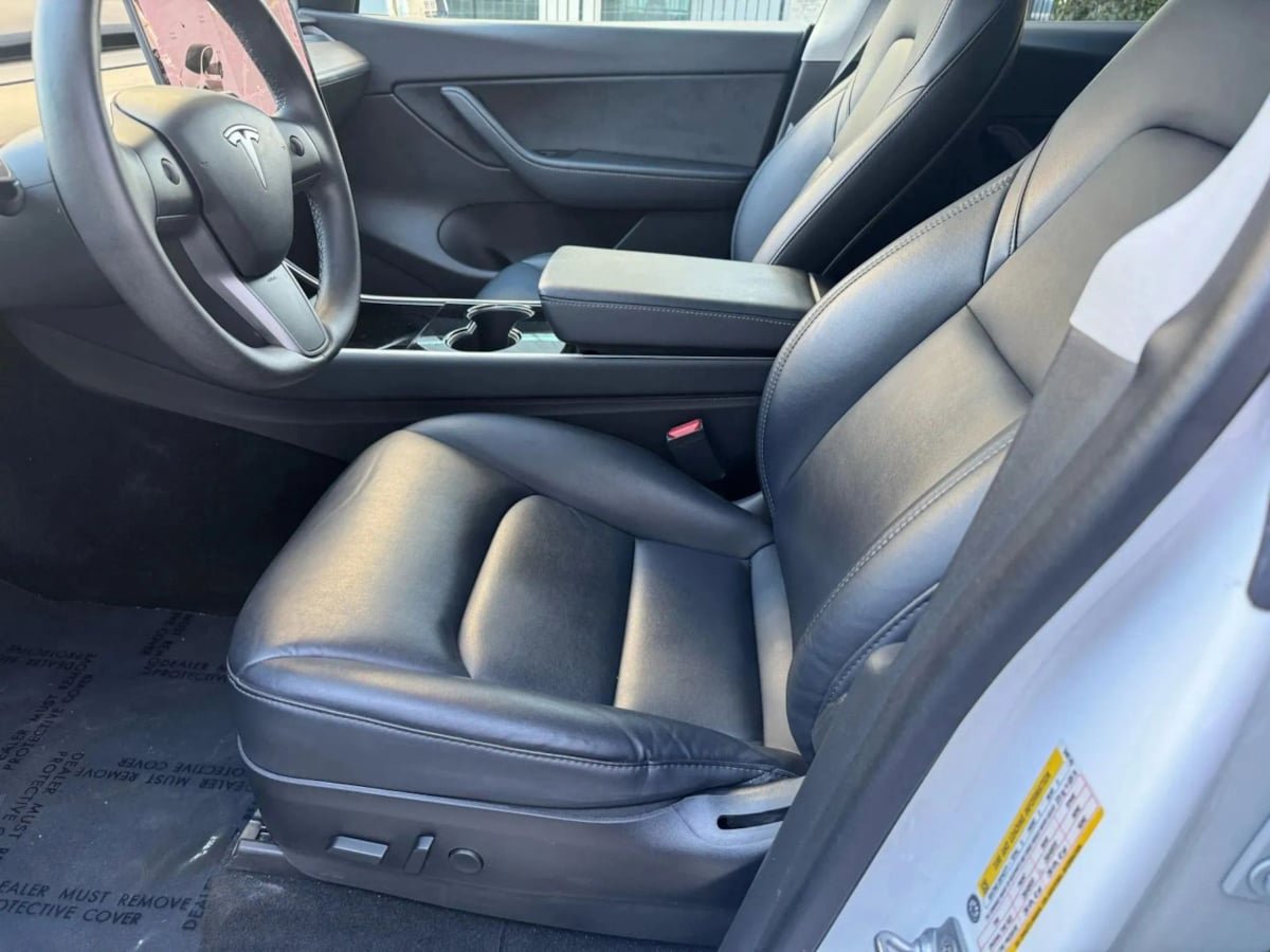 Used 2023 Tesla Model Y Long Range image 20