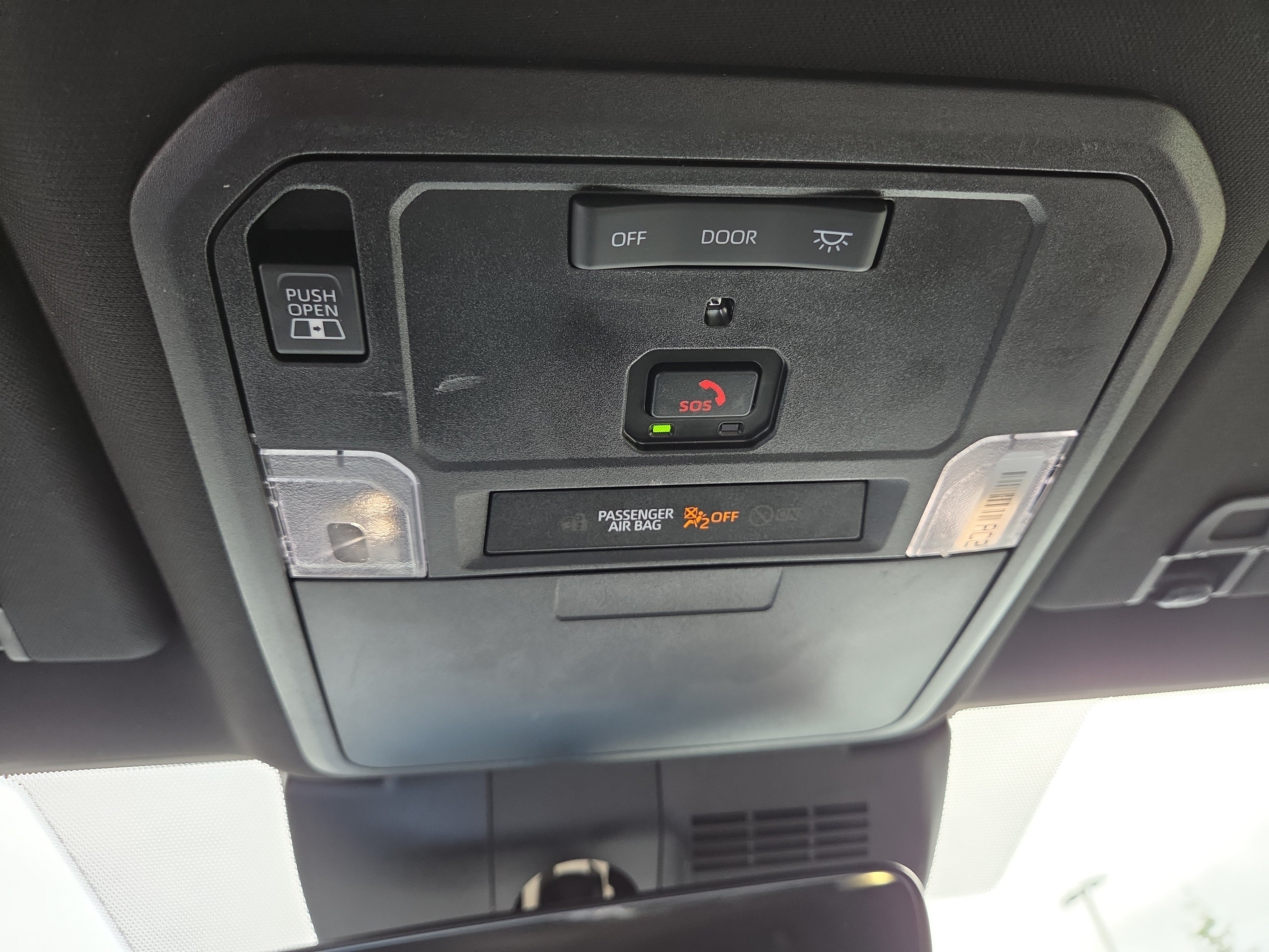 Used 2024 Toyota Tacoma SR5 AWD/4WD image 11