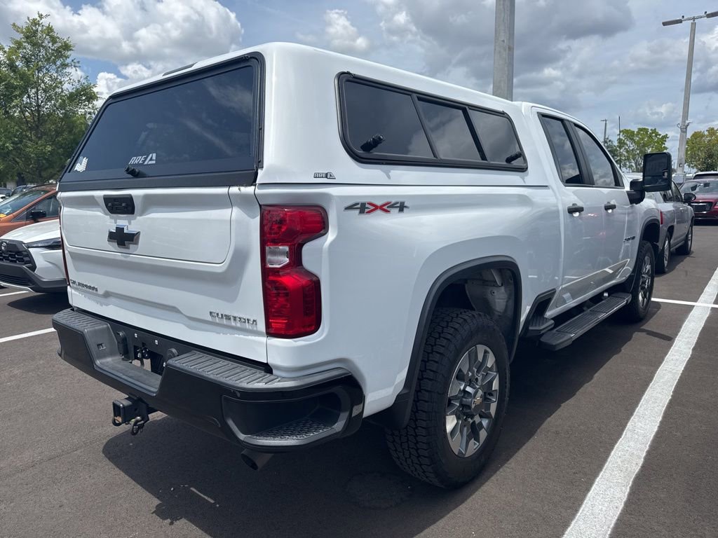 Used 2022 Chevrolet Silverado 2500 Custom w/ Custom Value Package AWD/4WD image 3
