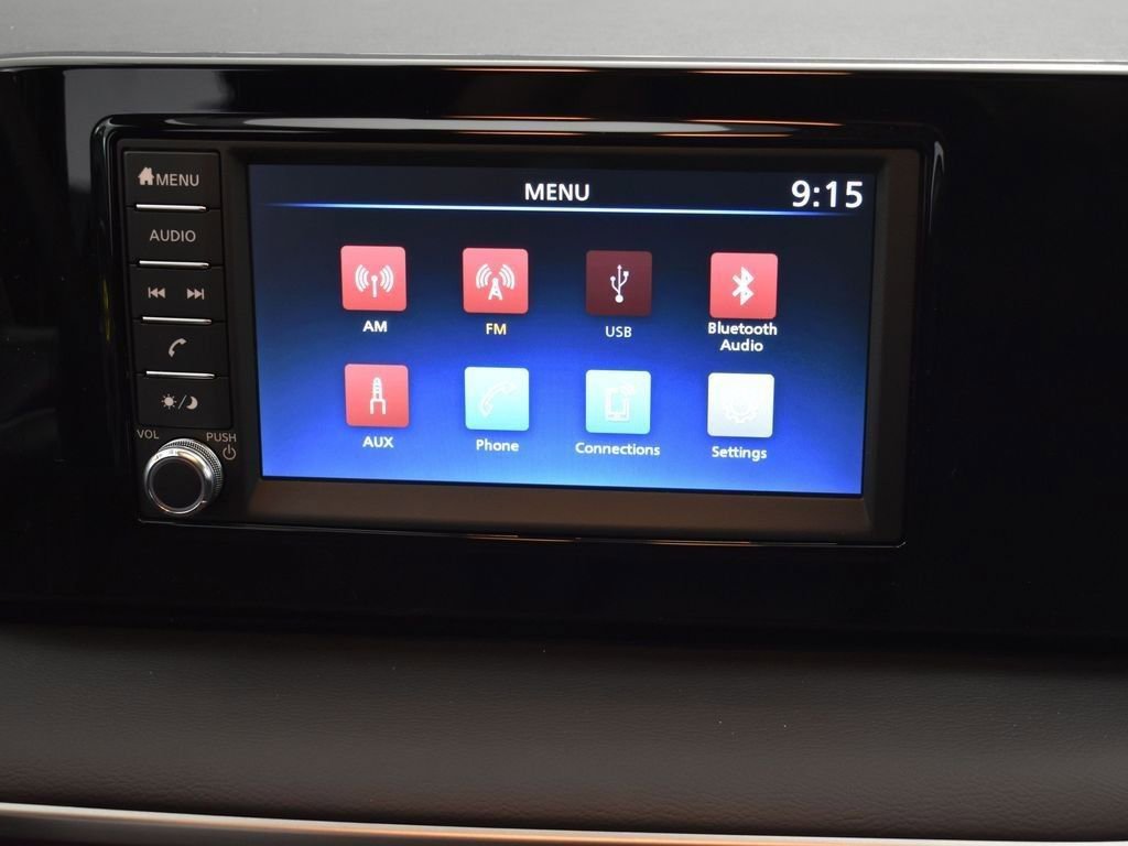 Used 2025 Nissan Kicks S image 10