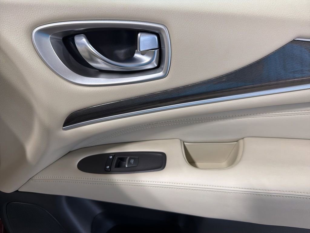 Used 2019 INFINITI QX60 Luxe w/ Essential Package image 28