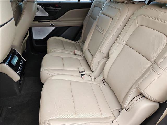 Used 2020 Lincoln Aviator Reserve w/ Equipment Group 202A AWD/4WD image 27