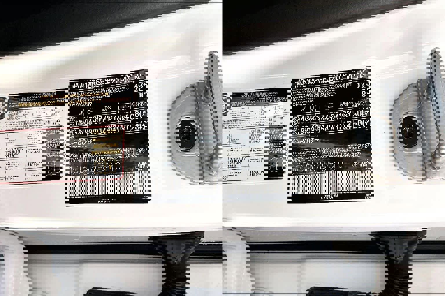 New 2026 Mercedes-Benz GLE 53 AMG 4MATIC Coupe image 12