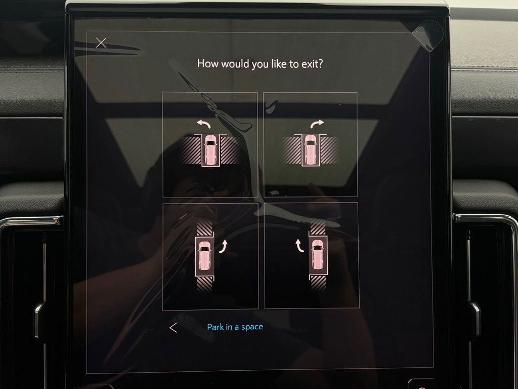 New 2026 GMC Yukon XL Denali w/ Denali Reserve Package image 31