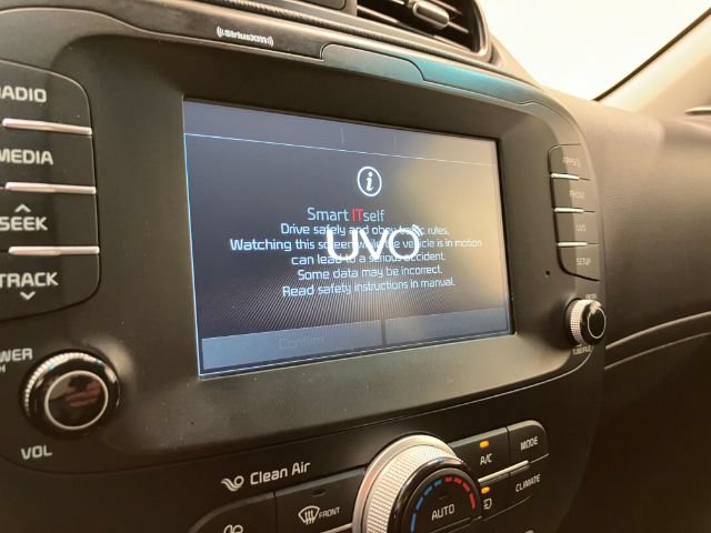 Used 2018 Kia Soul + FWD image 41