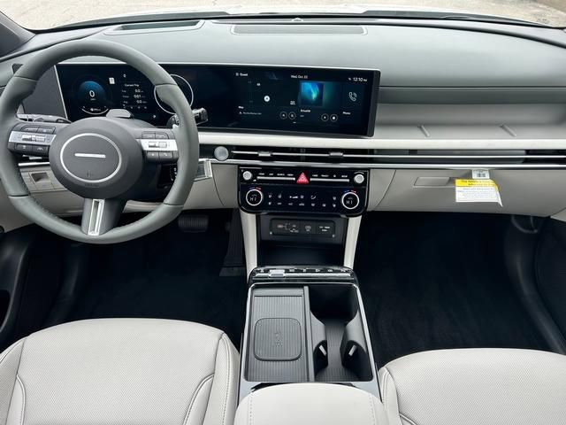 New 2026 Hyundai Tucson Limited image 8