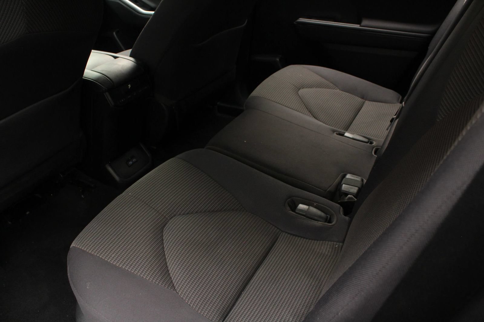 Used 2022 Toyota Highlander L AWD/4WD image 20