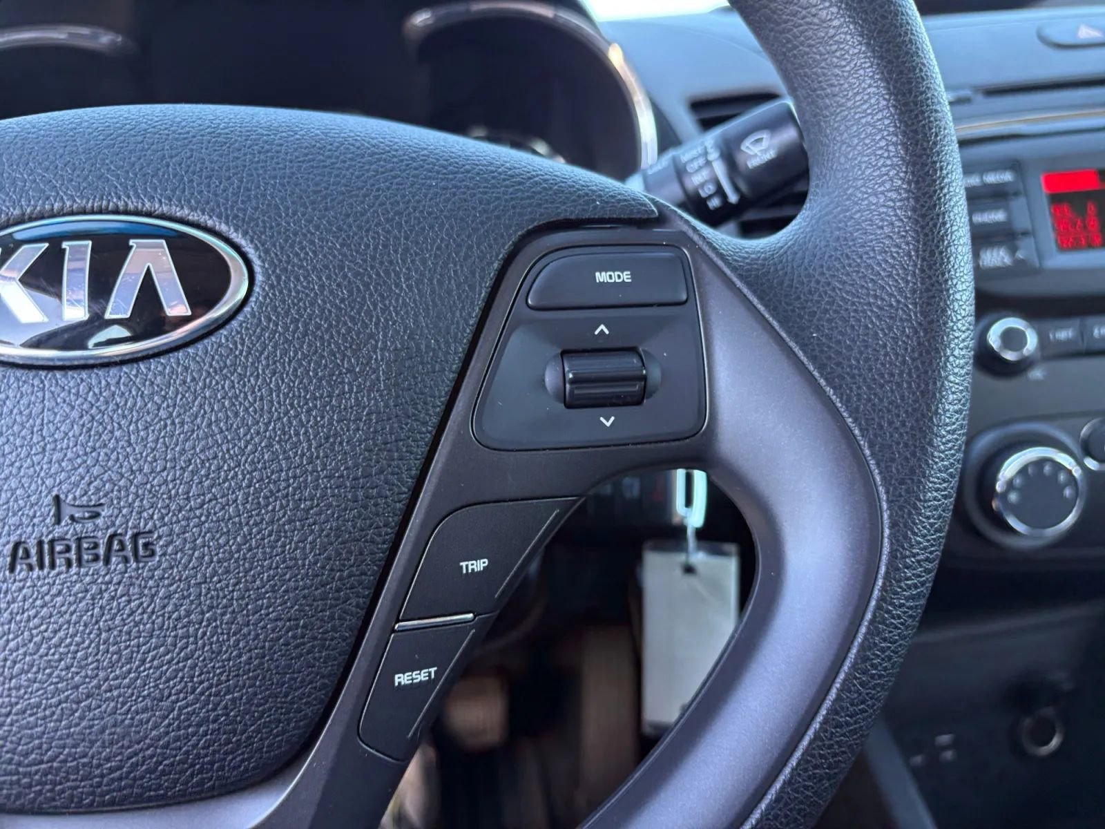 Used 2017 Kia Forte LX image 26