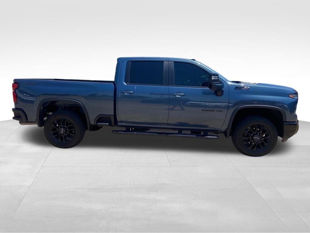 Used 2025 Chevrolet Silverado 2500 LT w/ Trail Boss Package AWD/4WD image 10