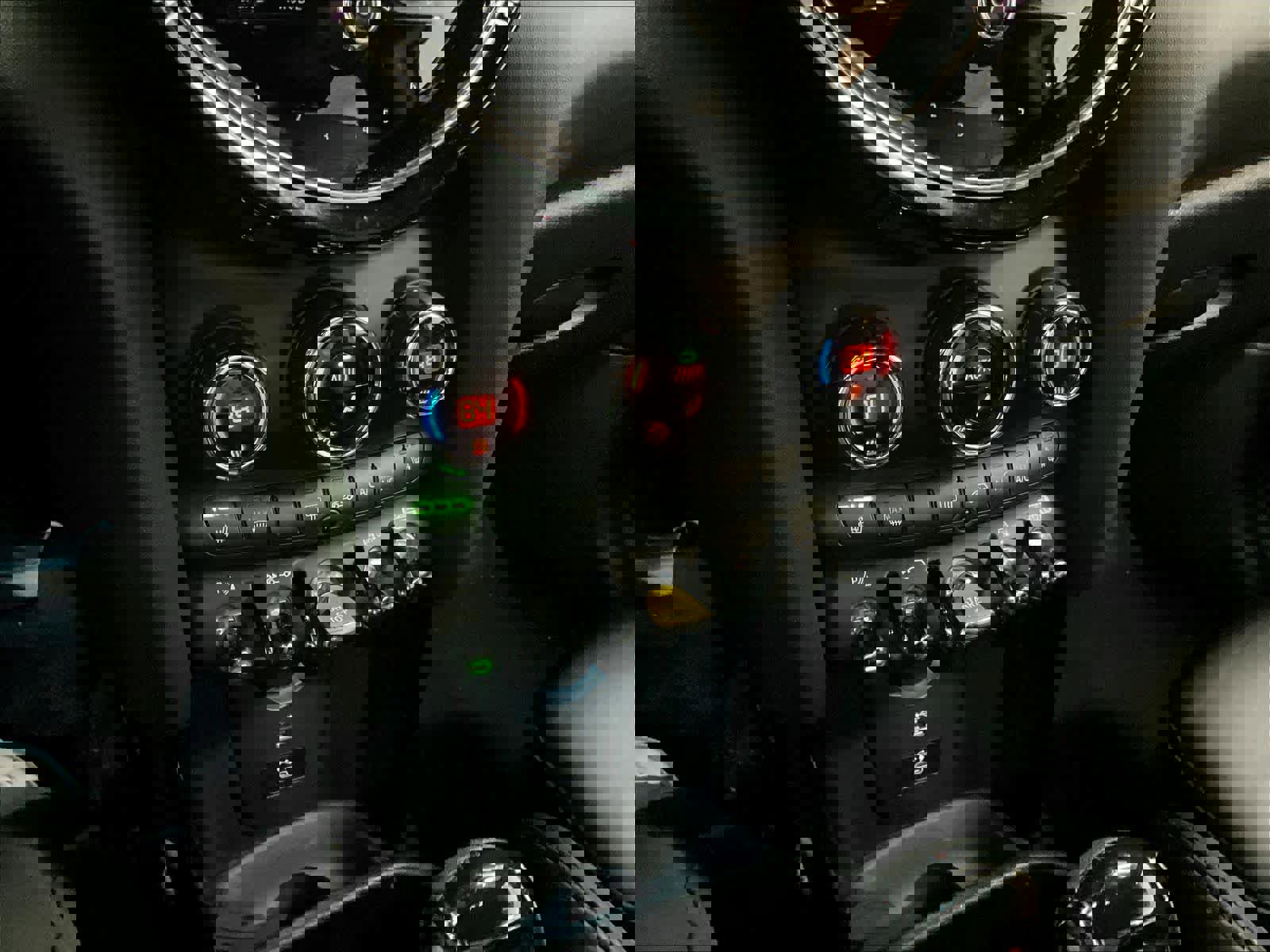 Used 2022 MINI Cooper SE image 33