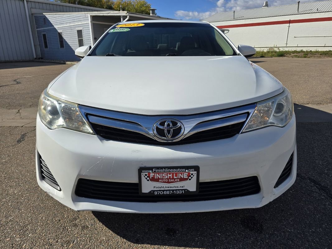 Used 2013 Toyota Camry LE image 11