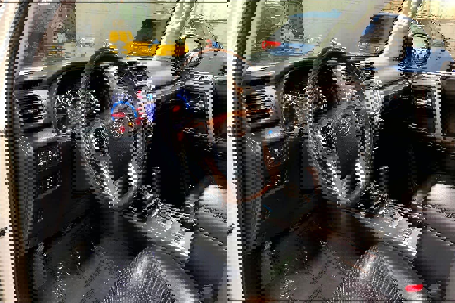 Used 2019 Toyota 4Runner Limited image 17