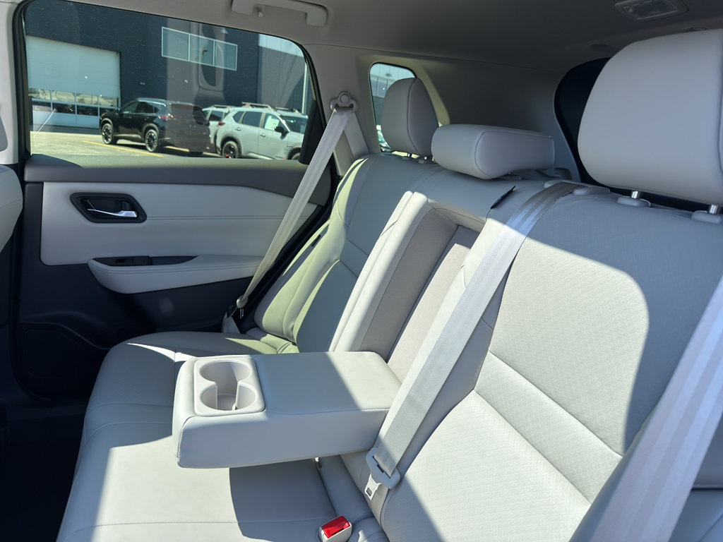 New 2026 Nissan Rogue SV image 34