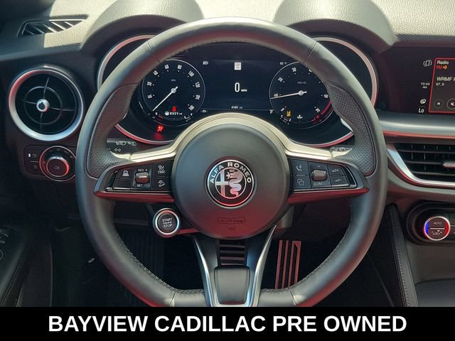 Used 2025 Alfa Romeo Stelvio Sprint w/ Veloce Package AWD/4WD image 14