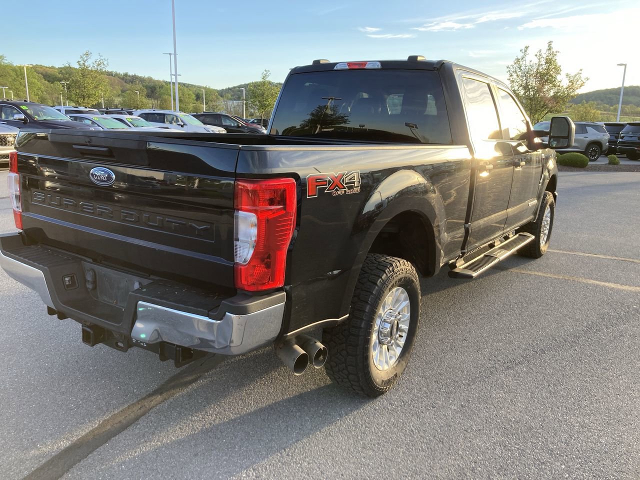 Used 2021 Ford F250 XL w/ STX Appearance Package AWD/4WD image 7