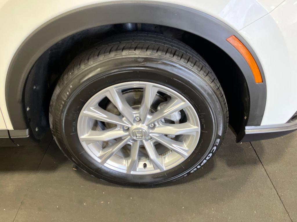 Used 2025 Honda CR-V EX image 12
