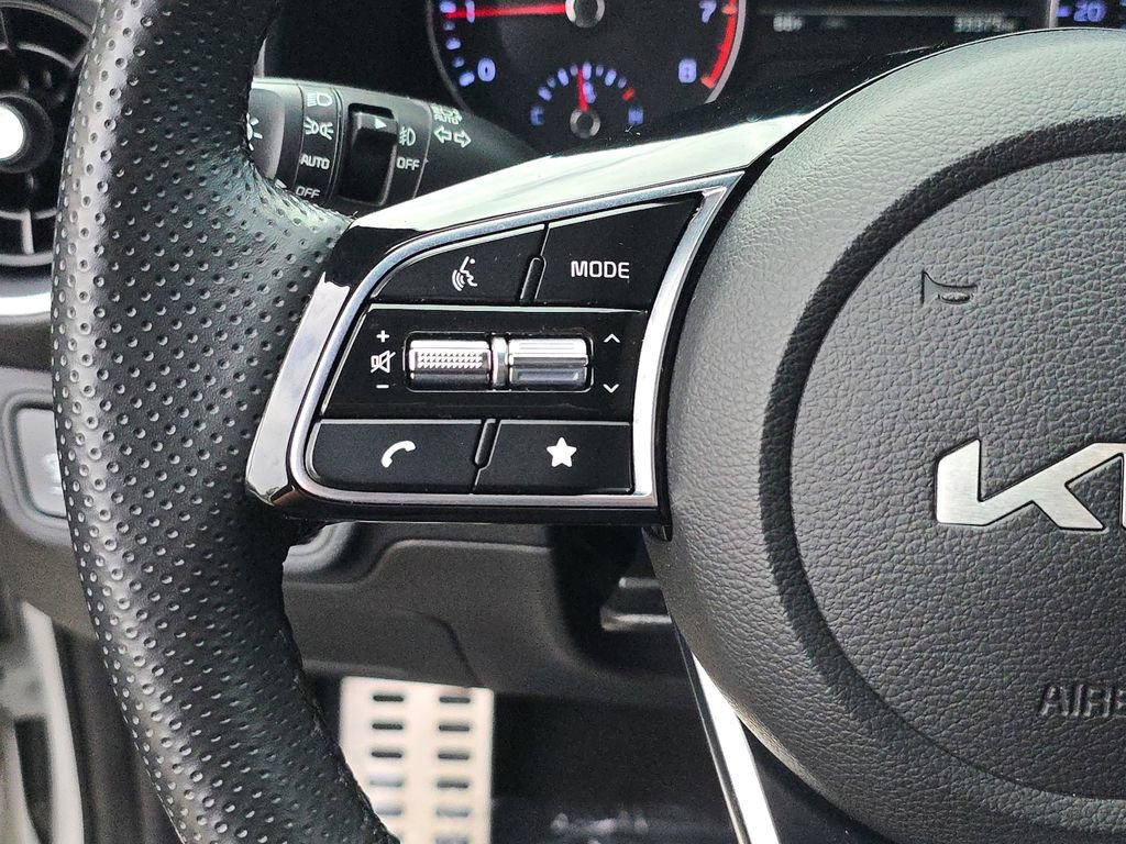 Used 2023 Kia Forte GT-Line w/ GT-Line Premium Package FWD image 23