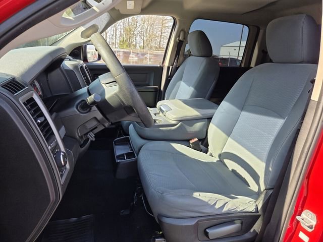 Used 2019 RAM 1500 Express w/ Express Value Package image 5