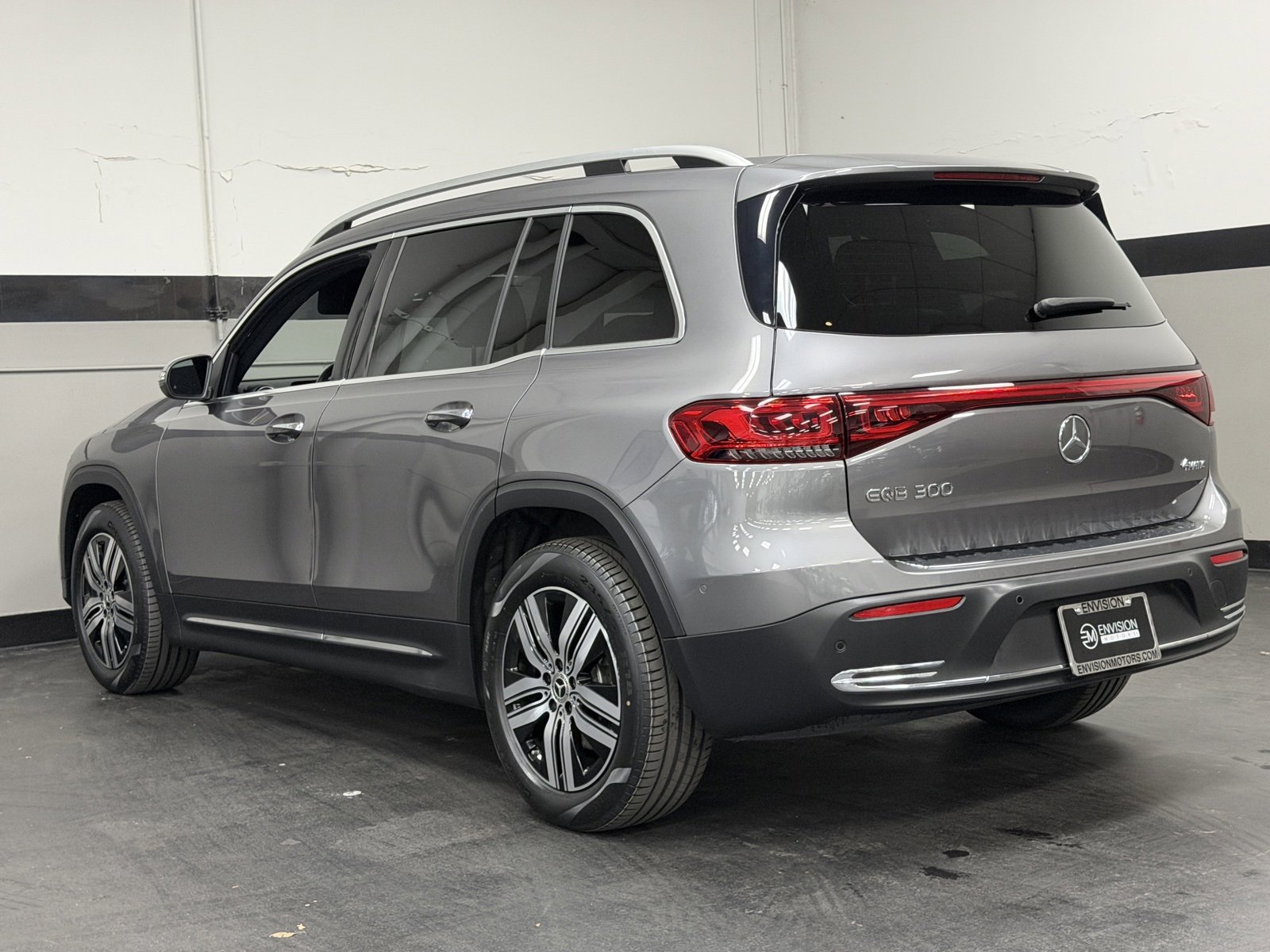 Certified 2023 Mercedes-Benz EQB 300 4MATIC image 10