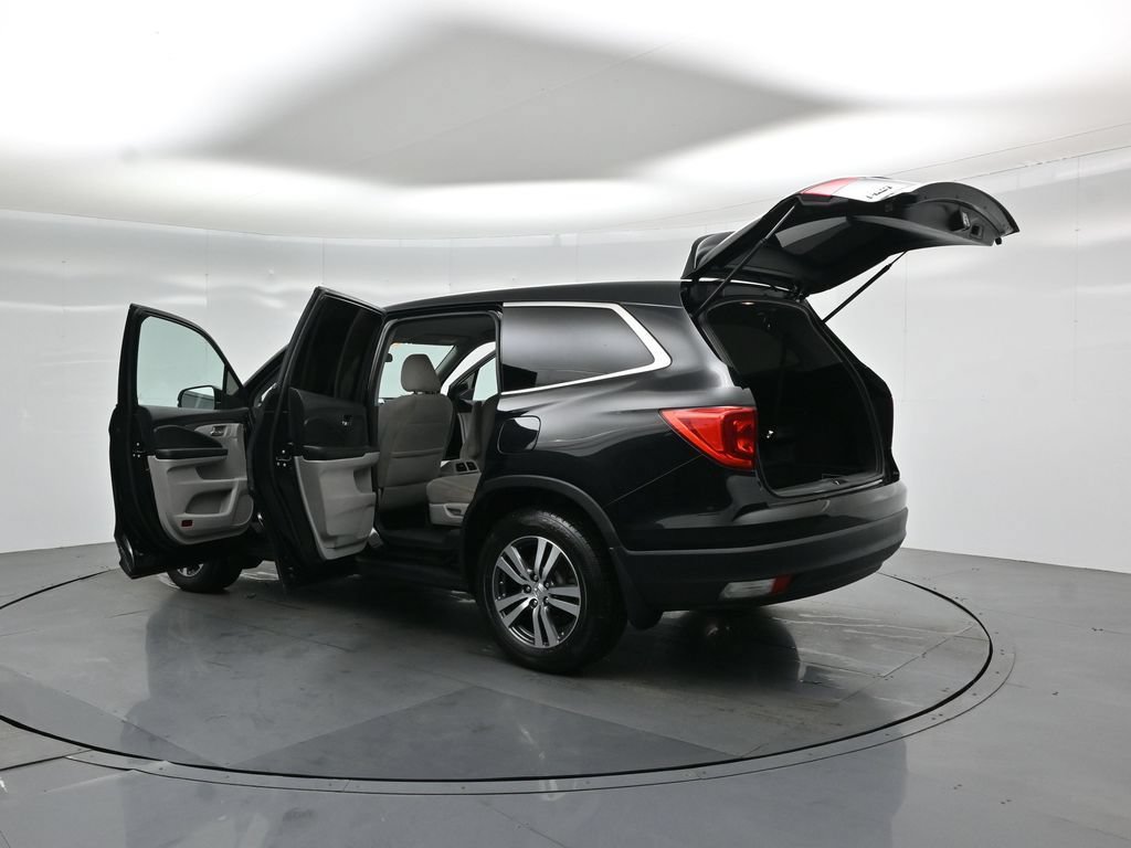 Used 2017 Honda Pilot EX image 30