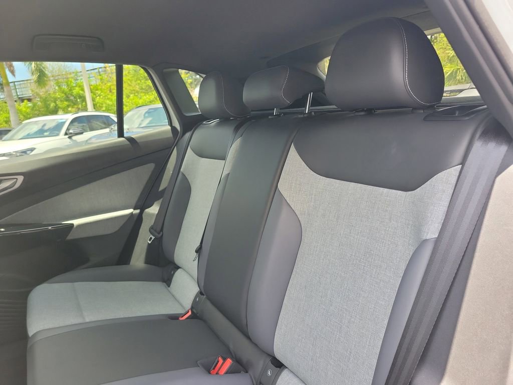 Certified 2023 Volkswagen ID.4 Pro RWD image 9