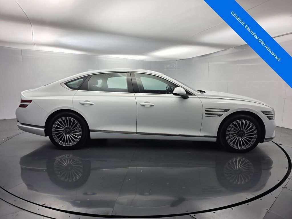 Used 2024 Genesis G80 AWD/4WD image 3