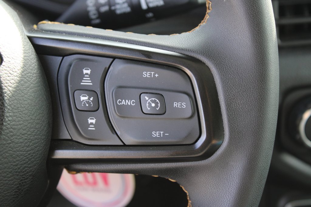 Used 2024 Jeep Wrangler Unlimited image 15