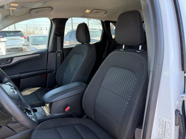 Used 2023 Ford Escape Active image 14