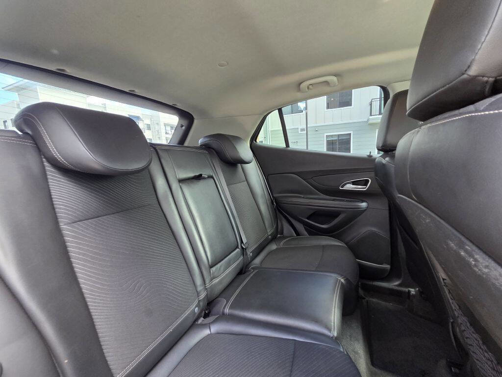 Used 2014 Buick Encore FWD image 42