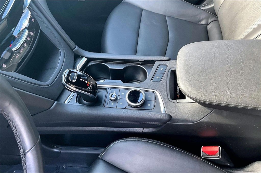 Certified 2022 Cadillac XT6 Sport w/ Technology Package image 17